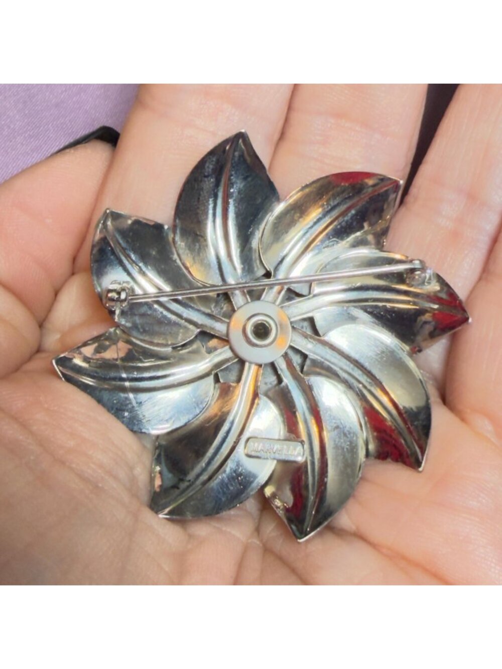 Marvella Vintage Flower Brooch Silver Tone Textured Floral Pin - Picture 5 of 7